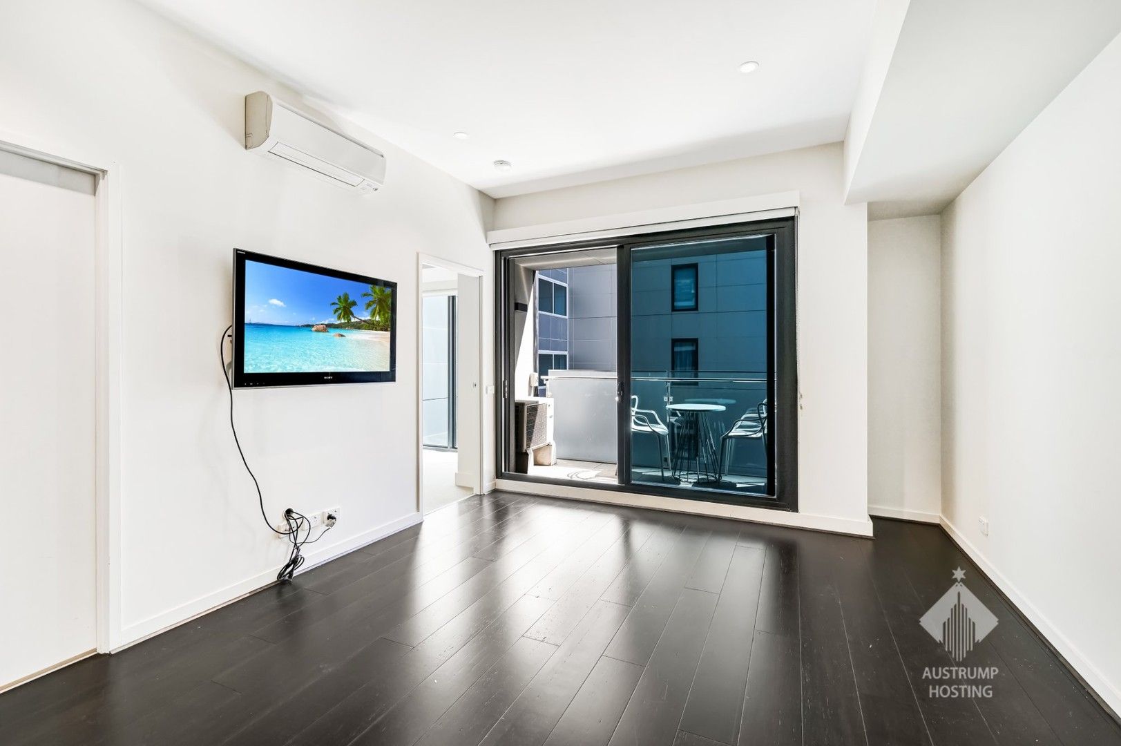 2 bedrooms Apartment / Unit / Flat in 1516/199 William Street MELBOURNE VIC, 3000
