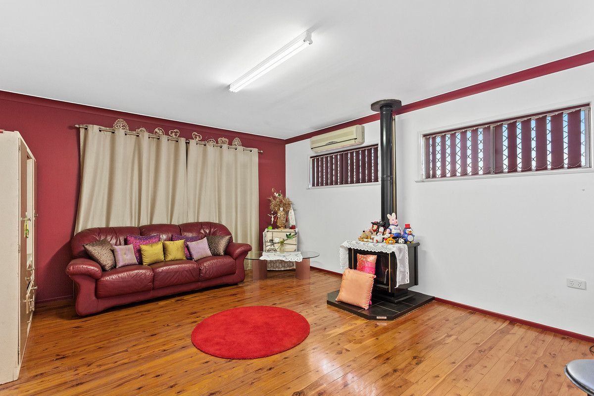 64 Holberton Street, Rockville QLD 4350, Image 1