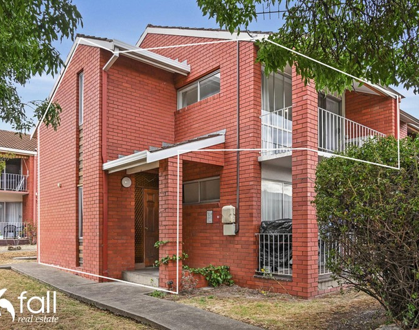 10/3 Nietta Road, Lindisfarne TAS 7015