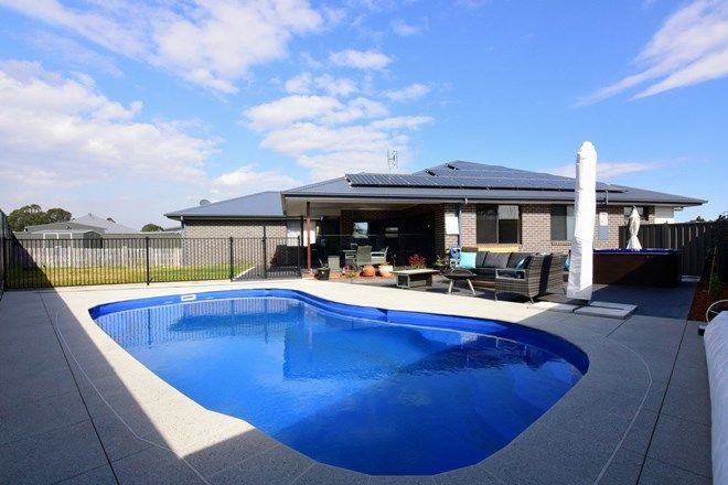 Picture of 13 Silvereye Close, SOUTH NOWRA NSW 2541