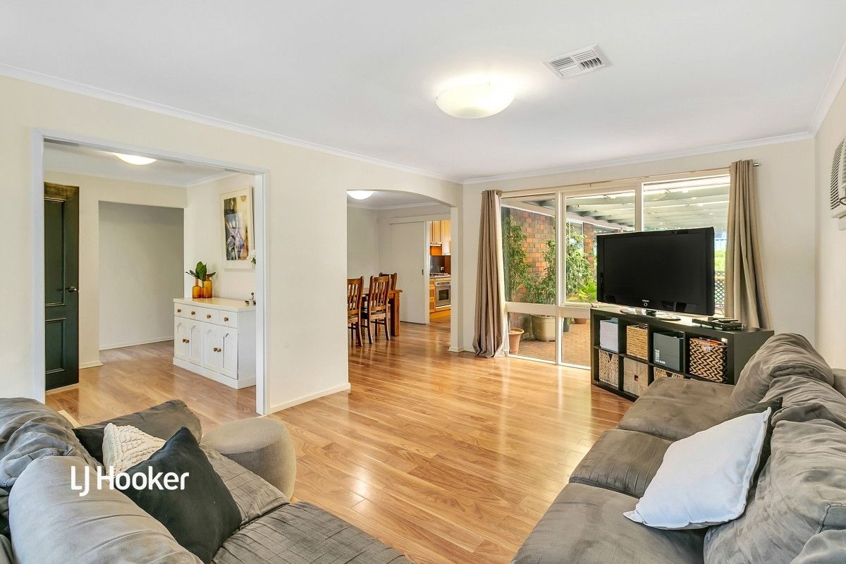 61 Waitara Road, Banksia Park SA 5091, Image 2