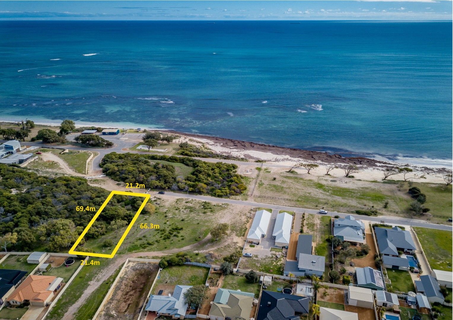 19 Estuary Way, Drummond Cove WA 6532, Image 0