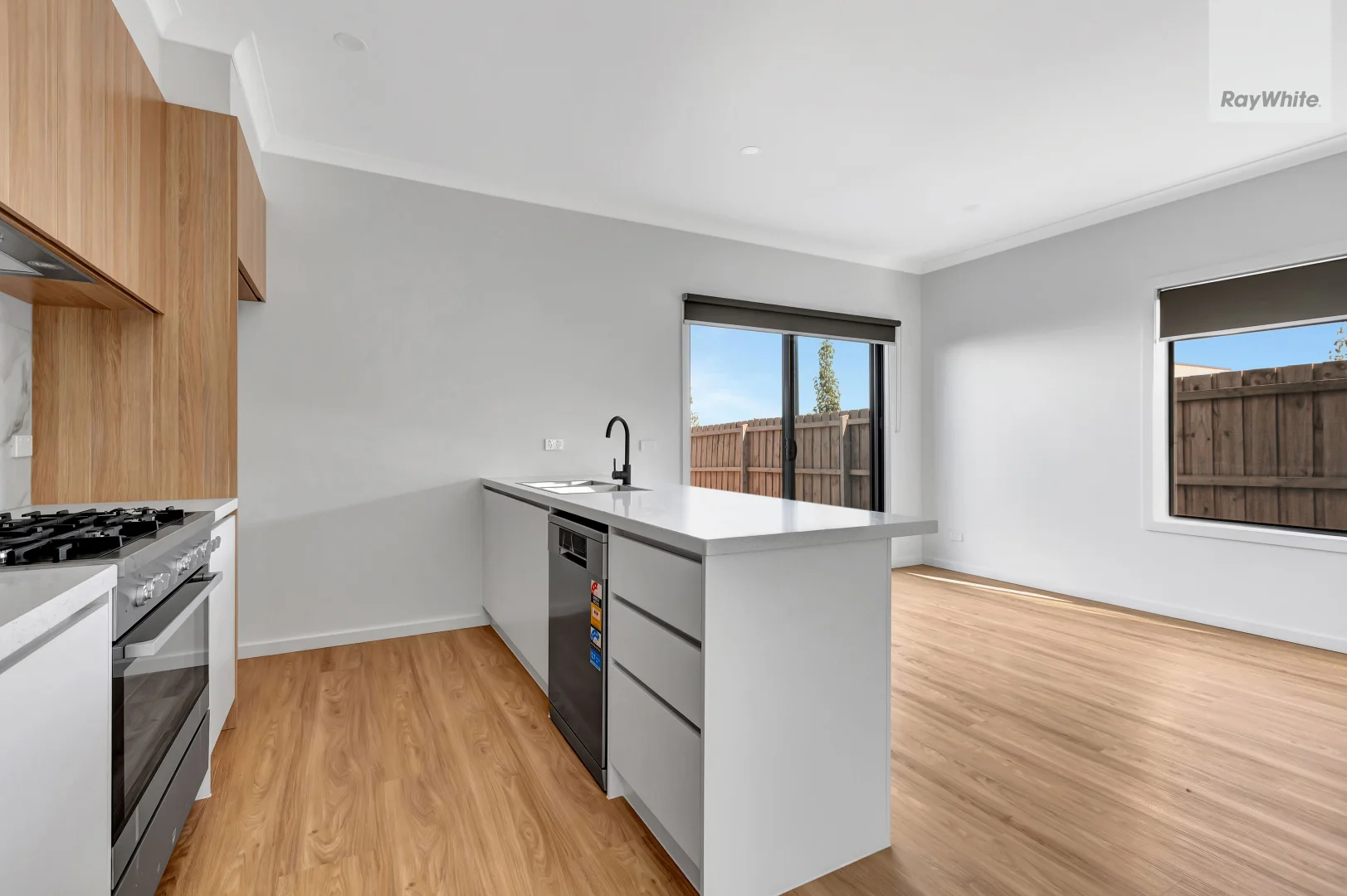 Additional image 5 of 22 Pine Cone Walk, Fraser Rise VIC 3336