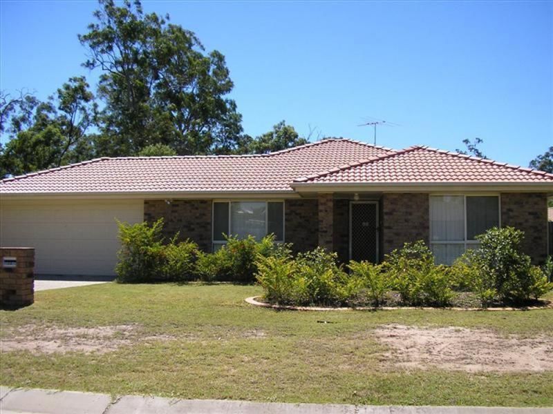 4 bedrooms House in 38 Carolina Parade FOREST LAKE QLD, 4078