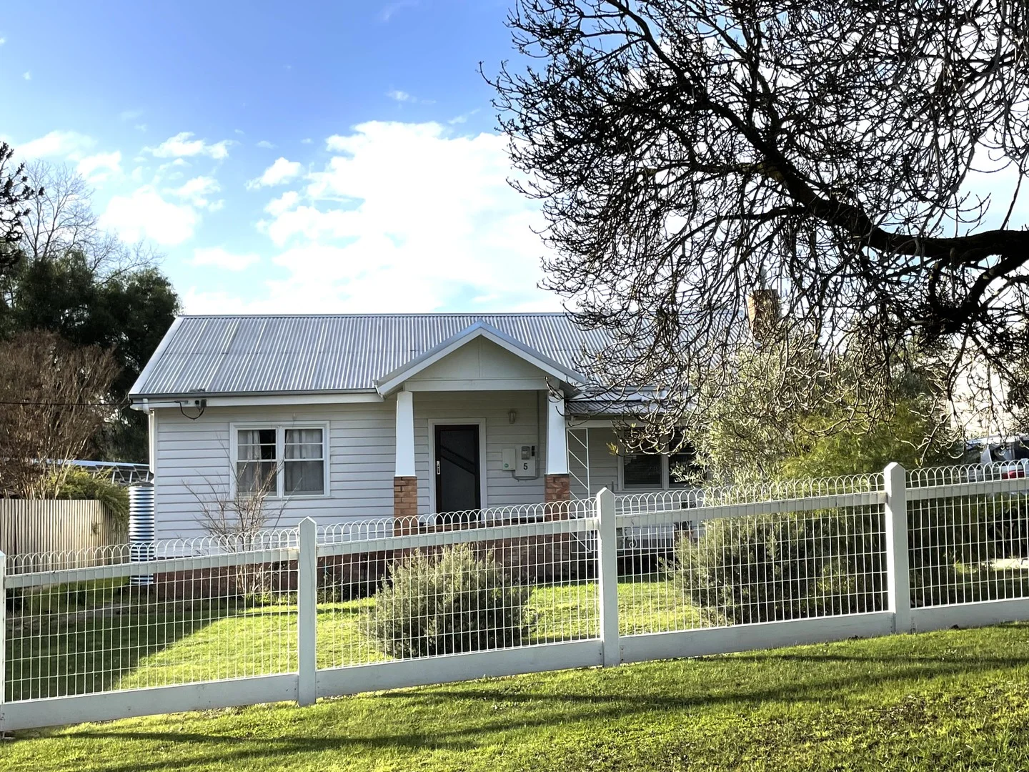 Primary image of 5 Britton Street, Castlemaine VIC 3450