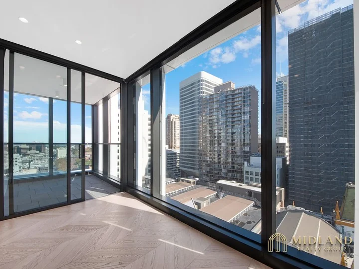 1704/130 Elizabeth Street, Sydney, NSW 2000 - Photo 2