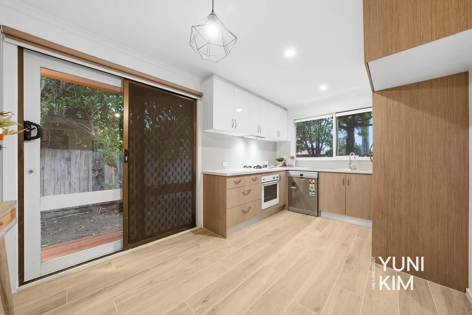 Additional image 12 of 3/21 Quaintance Street, Mount Waverley VIC 3149