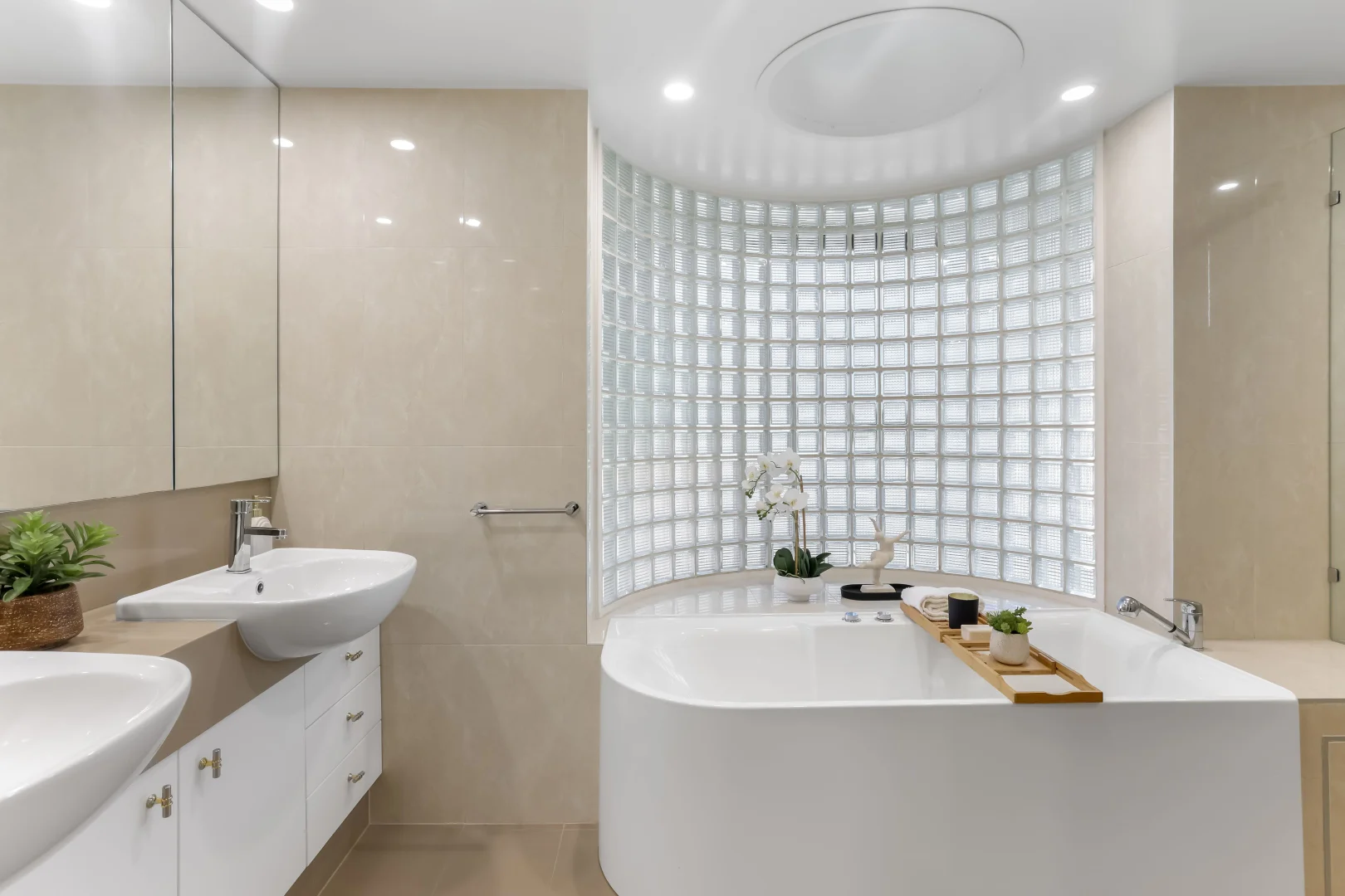 Additional image 19 of 24 Meadowlake Drive, Carrara QLD 4211