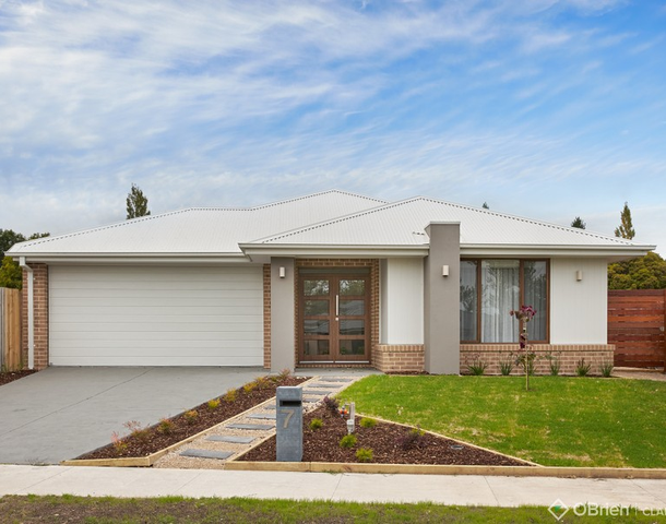 7 Aurora Drive, Moe VIC 3825