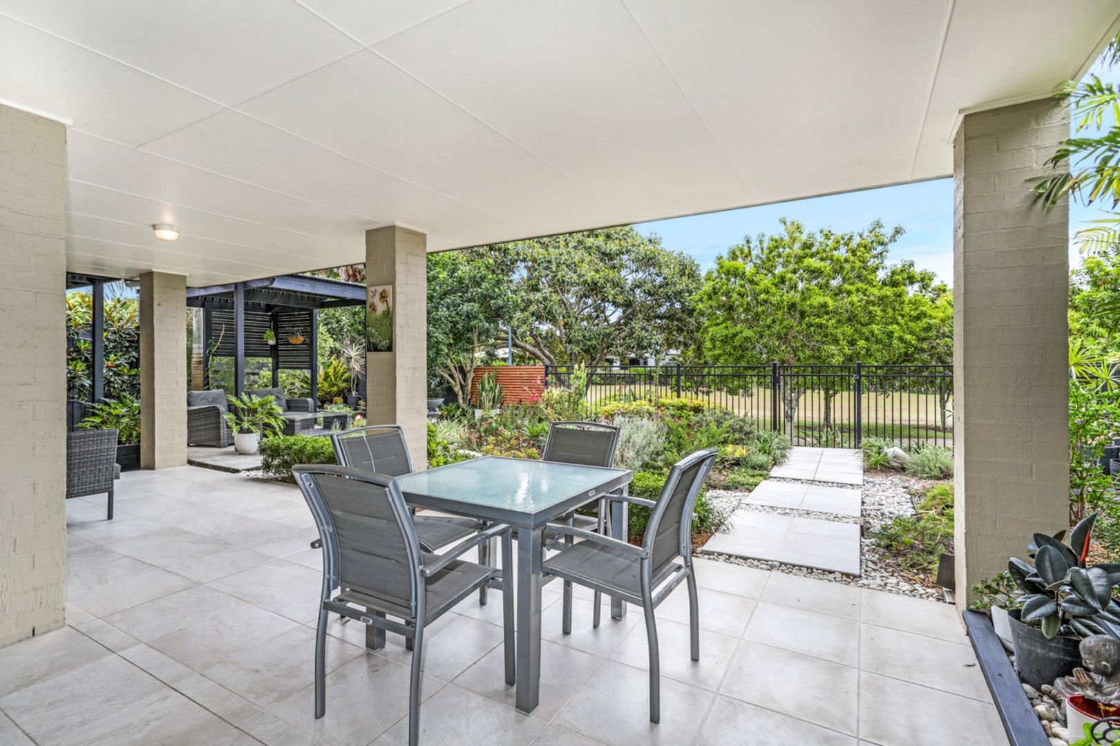 4 Majorca Place, Kawana Island QLD 4575, Image 1