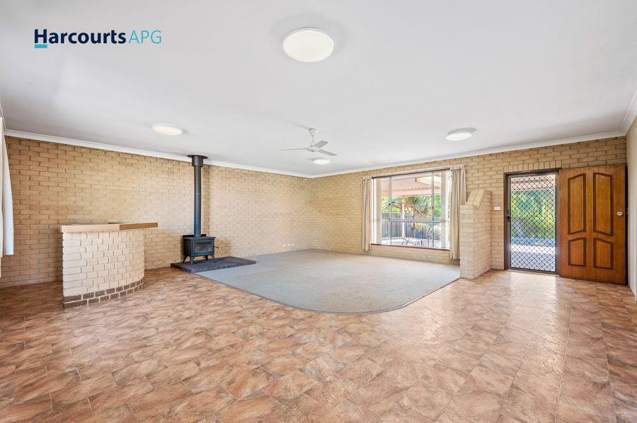 4 Eades Street, Glen Iris WA 6230, Image 1