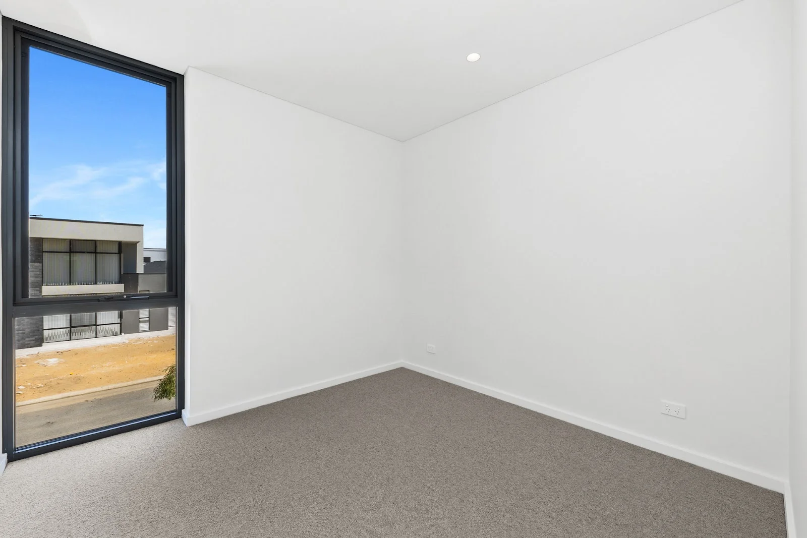 Additional image 11 of 3/48 Cygnus Parade, Waterford WA 6152