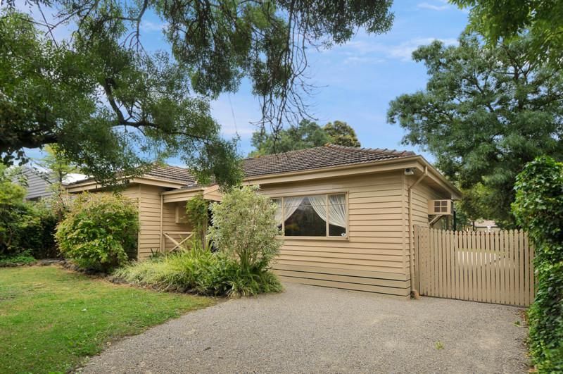 22 Shawlands Avenue, Blackburn South VIC 3130