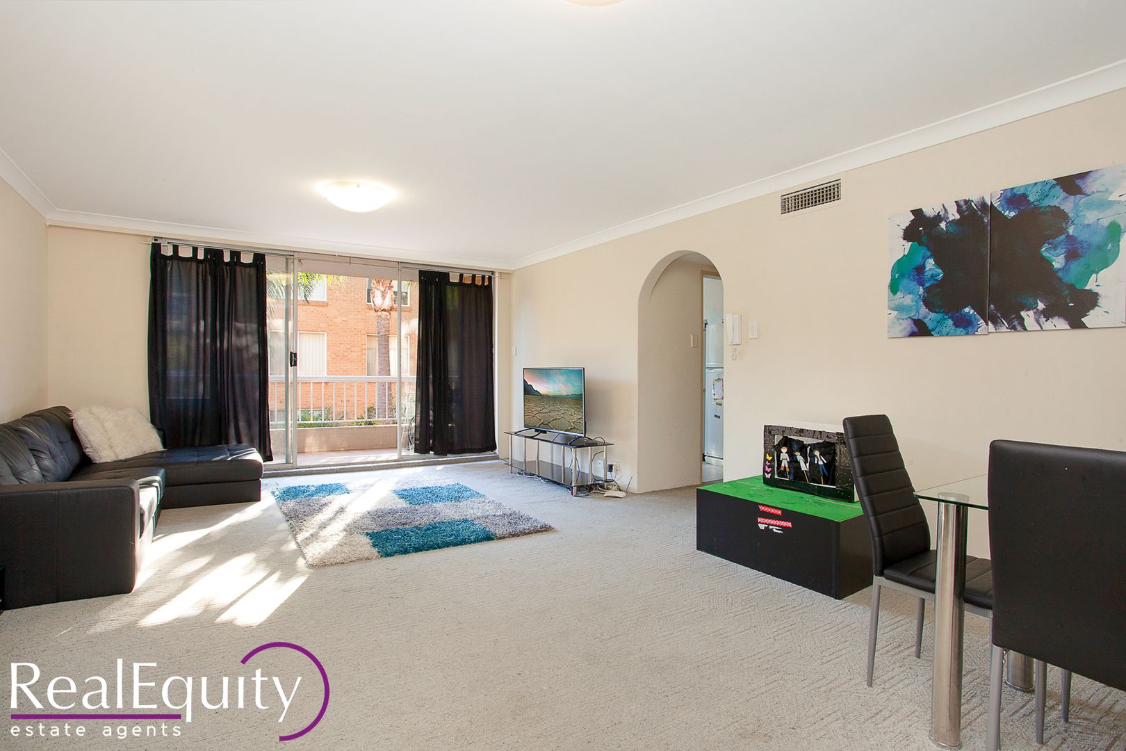 18/2 Mead Drive, Chipping Norton NSW 2170, Image 1