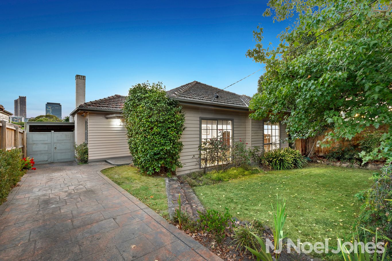 61 Tyne Street, Box Hill North VIC 3129, Image 0