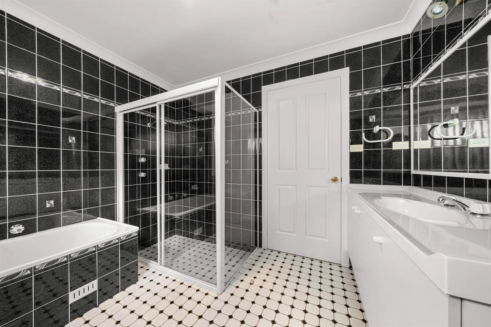 Additional image 15 of 16 Hall Road, Hornsby NSW 2077
