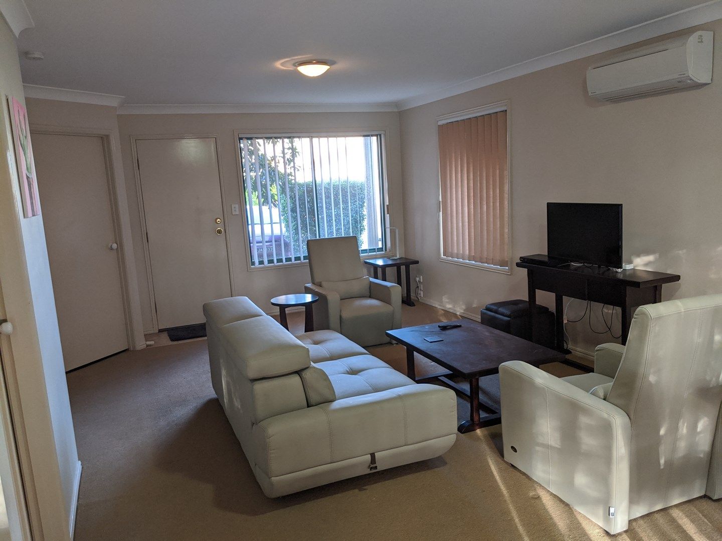 3 bedrooms Townhouse in 3 - 21 REGENSBERG CLOSE VARSITY LAKES QLD, 4227