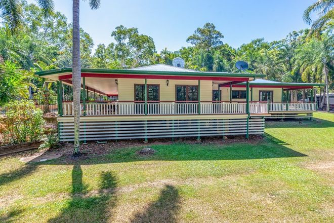 Picture of 14-16 Nancy Close, OAK BEACH QLD 4877