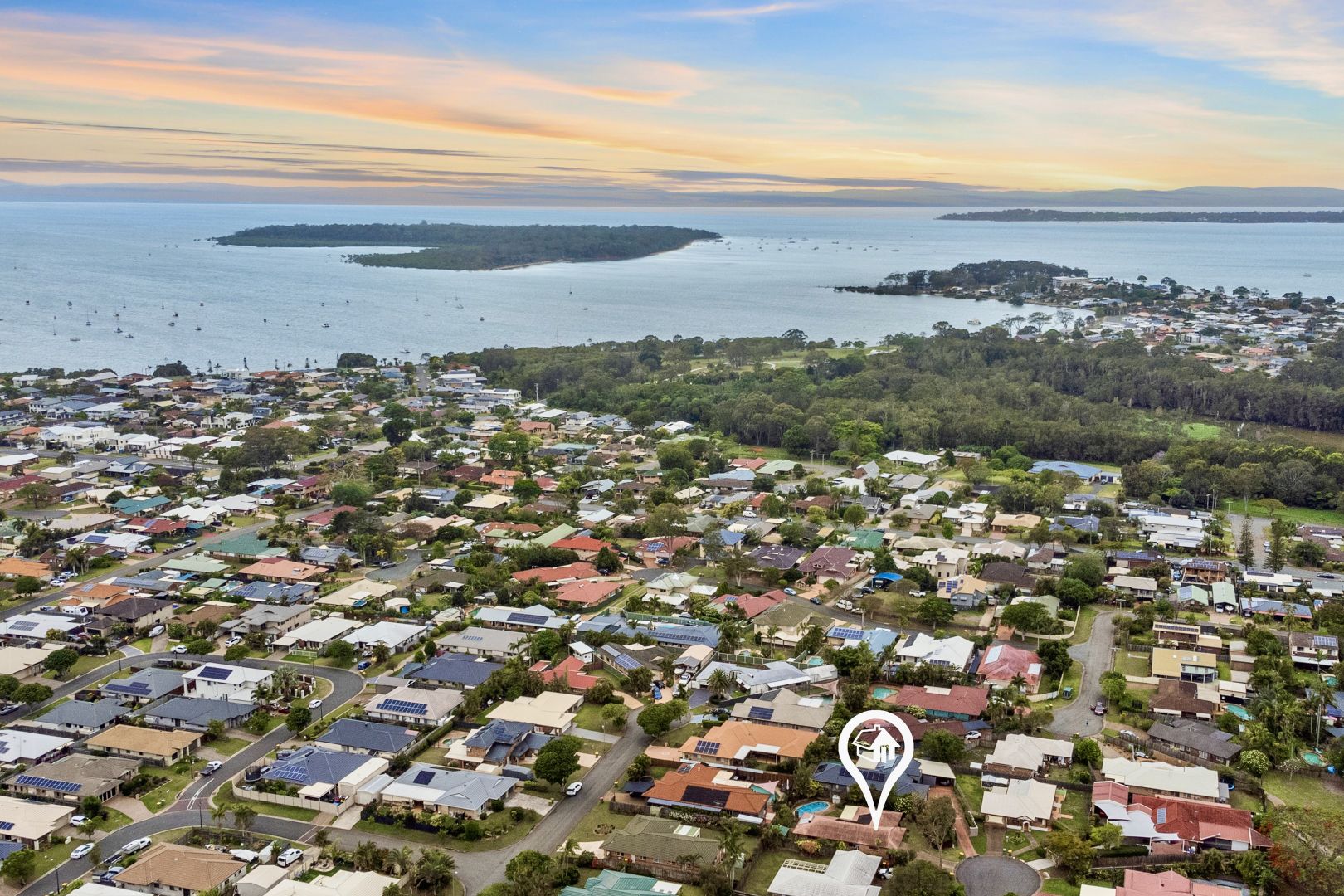 8 Lindabel Court, Victoria Point QLD 4165, Image 2