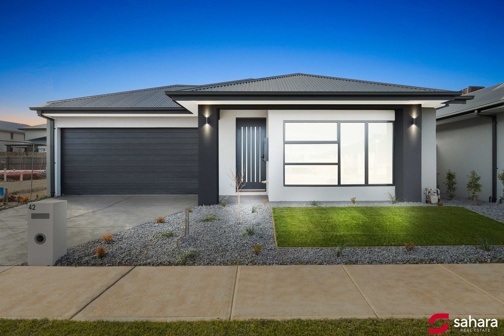 42 Sparrowhawk Crescent, Deanside VIC 3336, Image 0