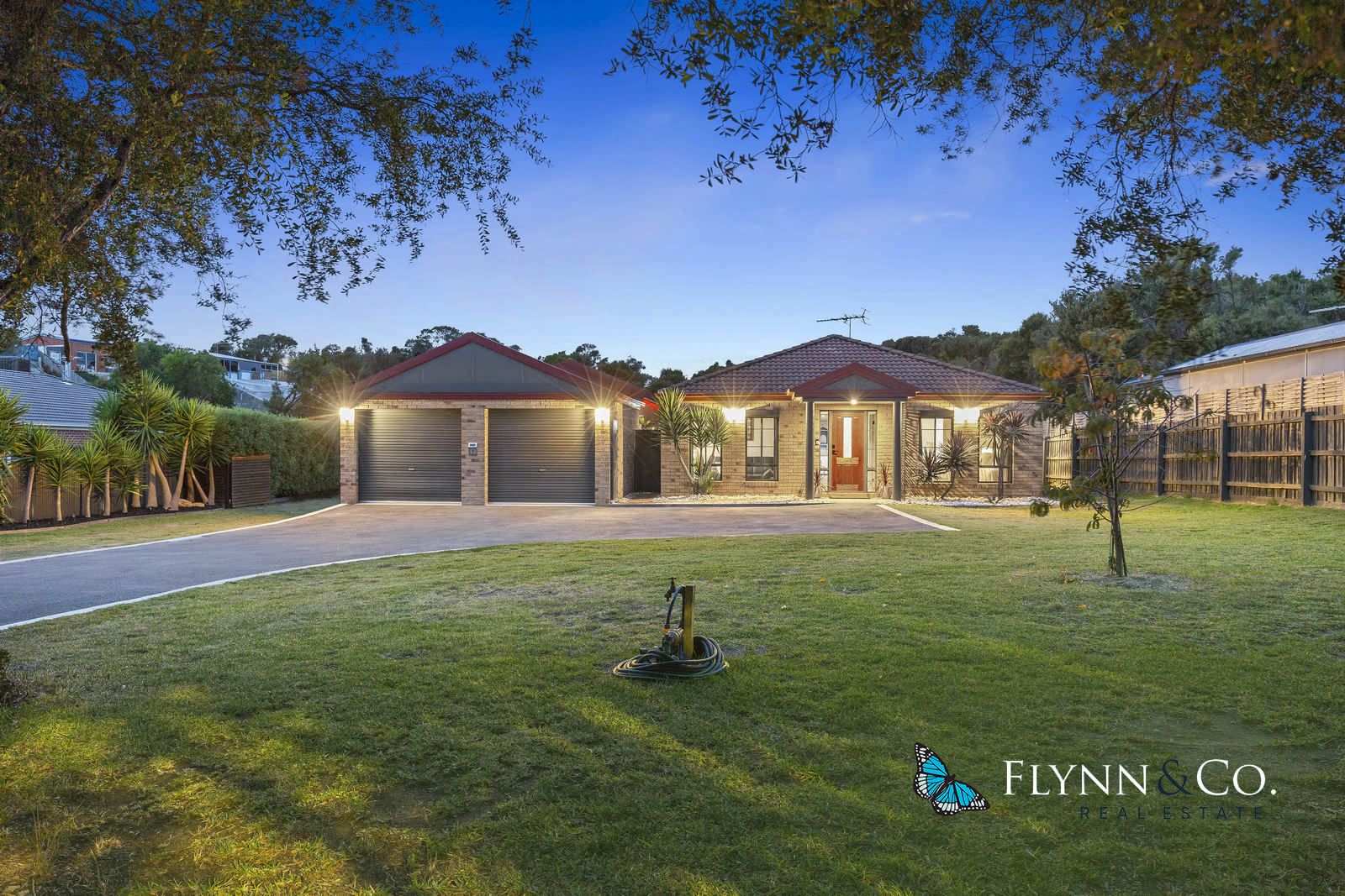 4 bedrooms House in 2 Karatoga Court TOOTGAROOK VIC, 3941