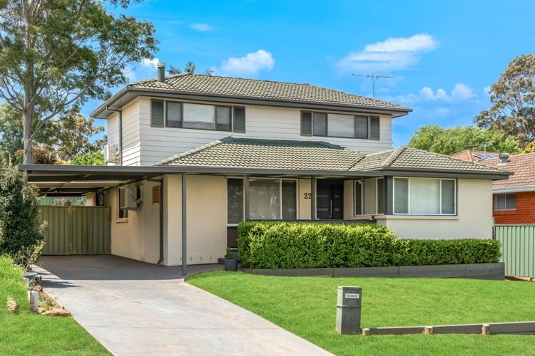 4 bedrooms House in 22 Pinaroo Crescent BRADBURY NSW, 2560