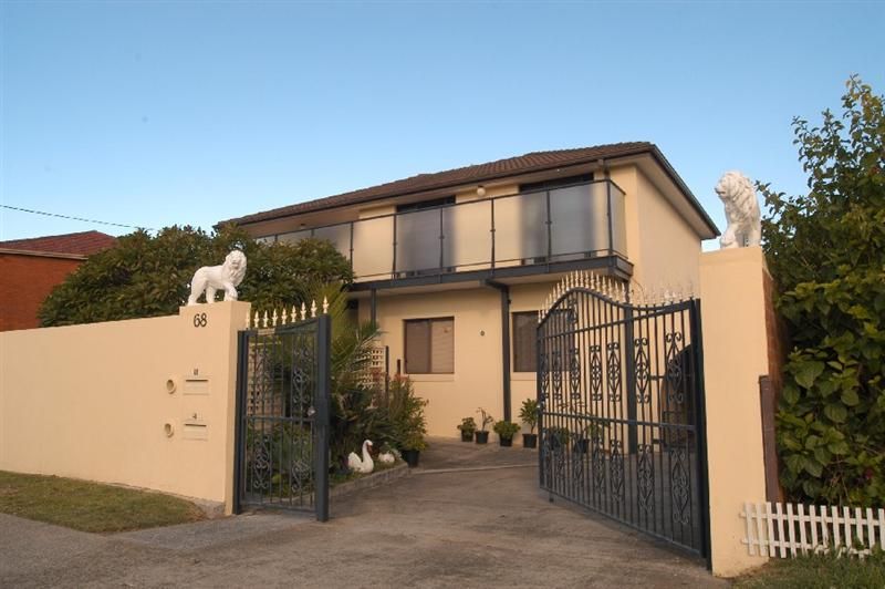 68 Adams Street, Curl Curl NSW 2096, Image 2