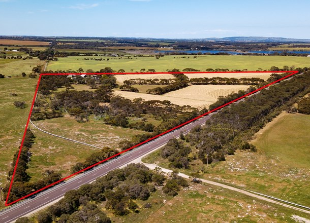 1950 Flinders Highway, Coomunga SA 5607