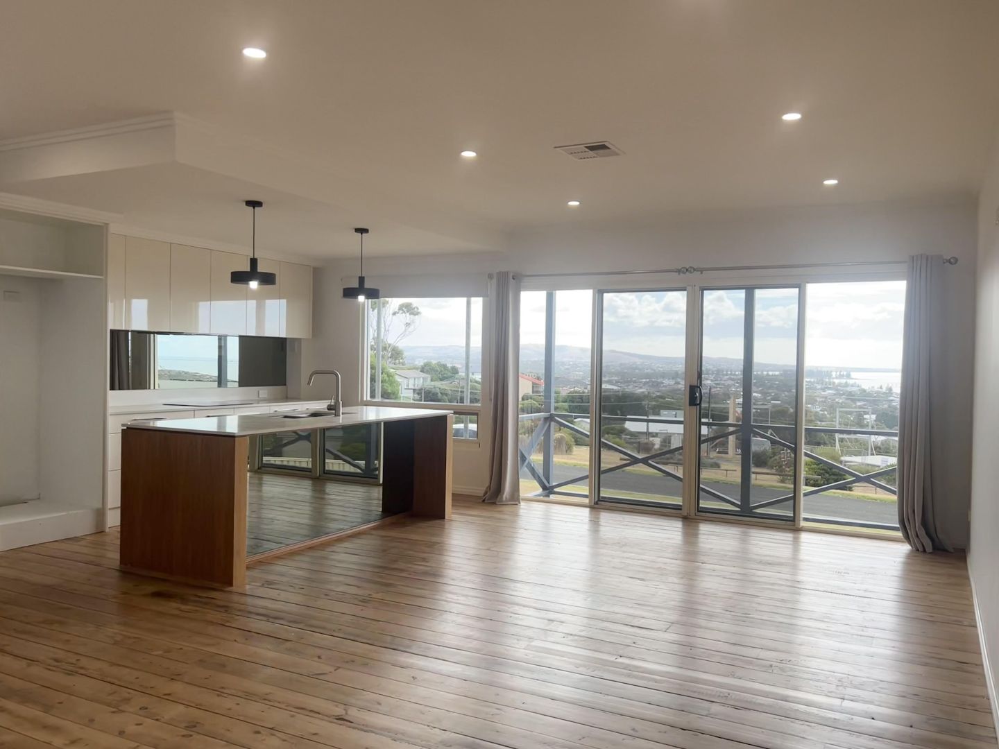 7 Wright Terrace, Encounter Bay SA 5211 House For Rent 480 Domain