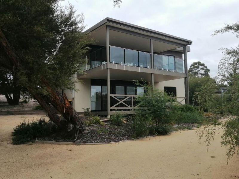 1 David Court, Loch Sport VIC 3851, Image 0