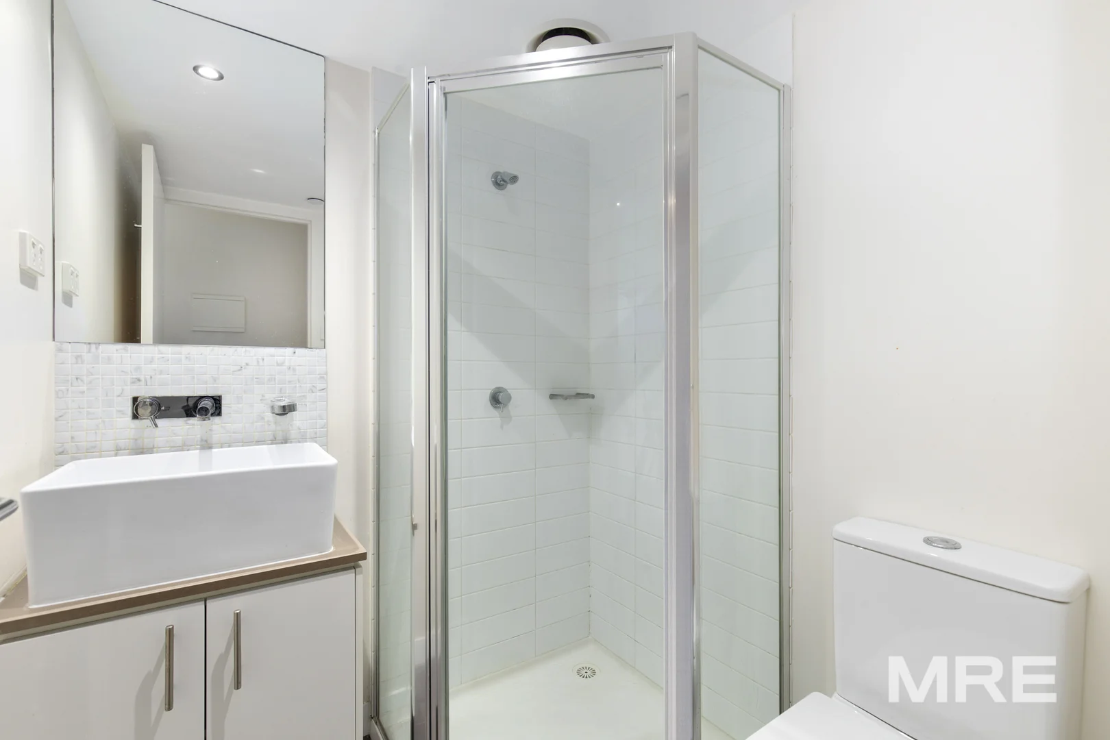 Additional image 8 of 2103/8 Exploration Lane, Melbourne VIC 3000
