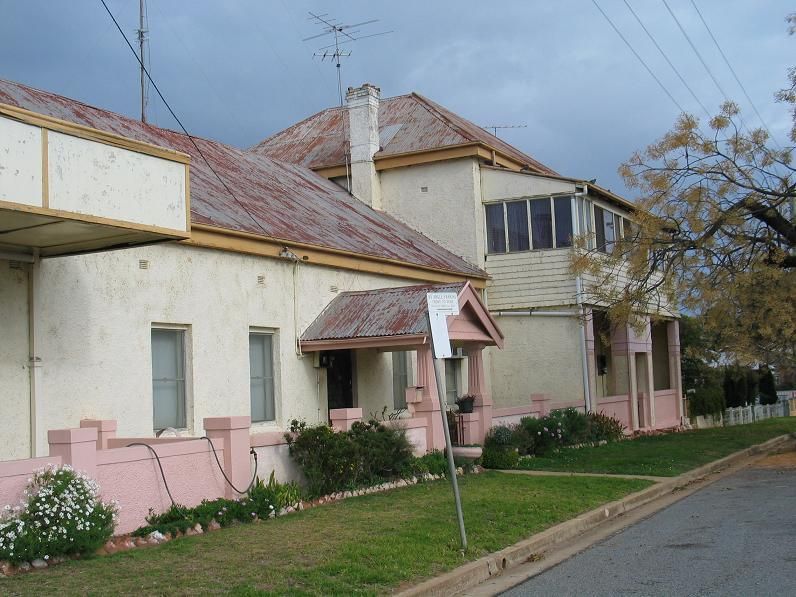 138 Larmer Street, Narrandera Property History & Address Research
