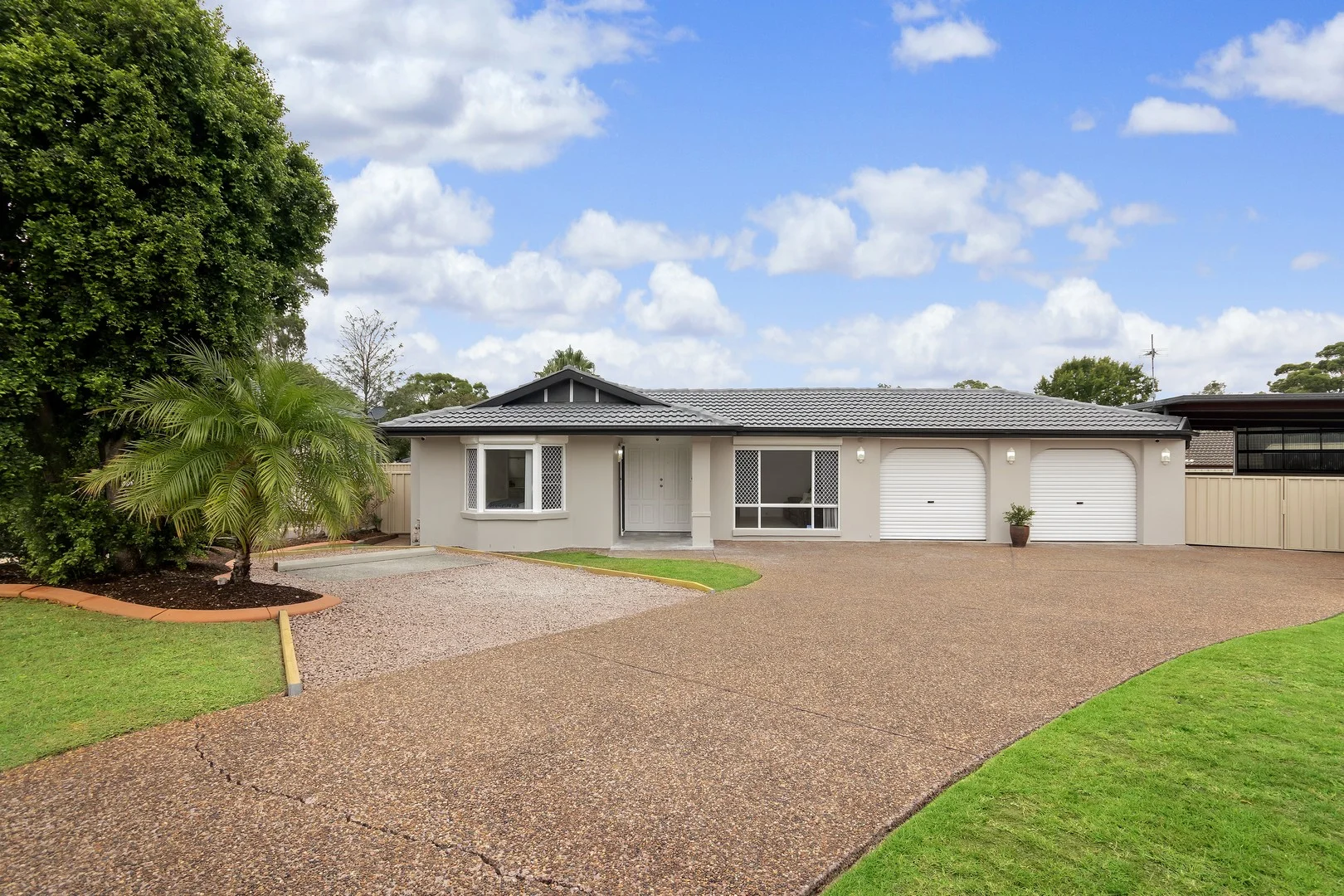 18 Barlow Close, Thornton NSW 2322