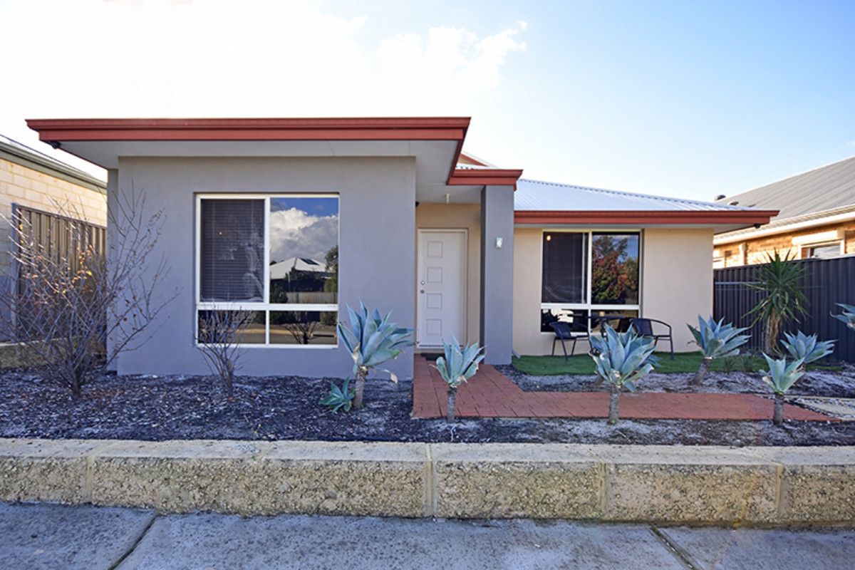3 bedrooms House in 6 Rameau Link AVELEY WA, 6069