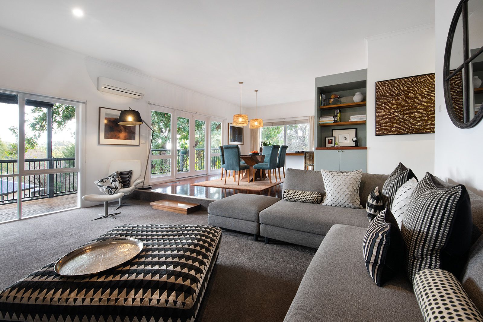 5 bedrooms House in 25 Vincent Street North DAYLESFORD VIC, 3460