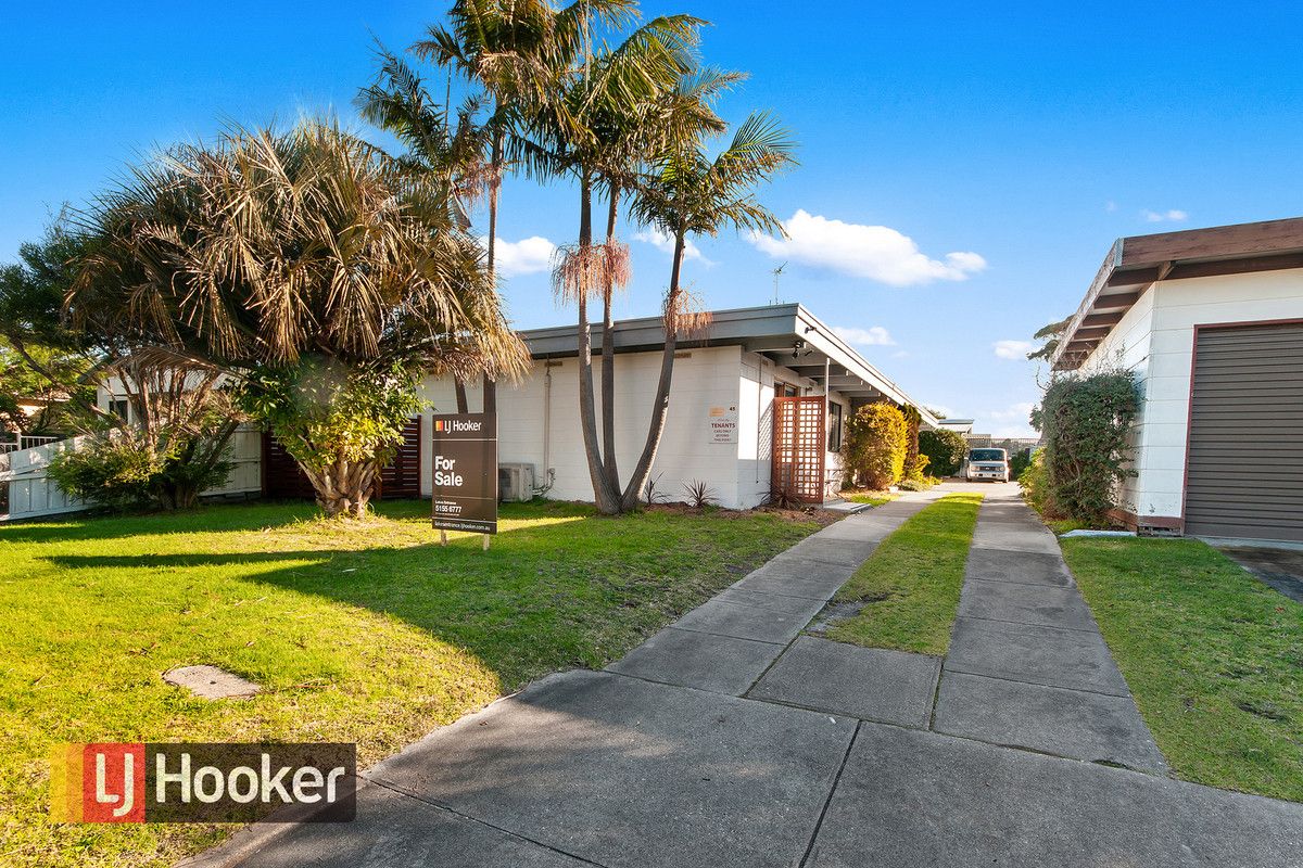 1/45 Carpenter Street, Lakes Entrance VIC 3909, Image 1