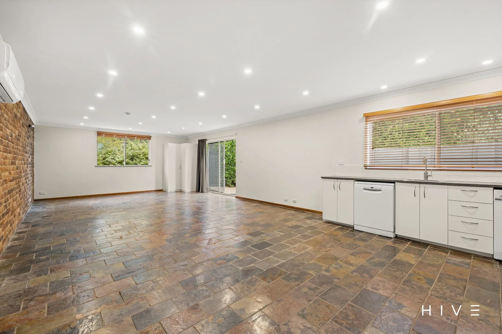 Additional image 3 of 25a De Salis Street, Weetangera ACT 2614