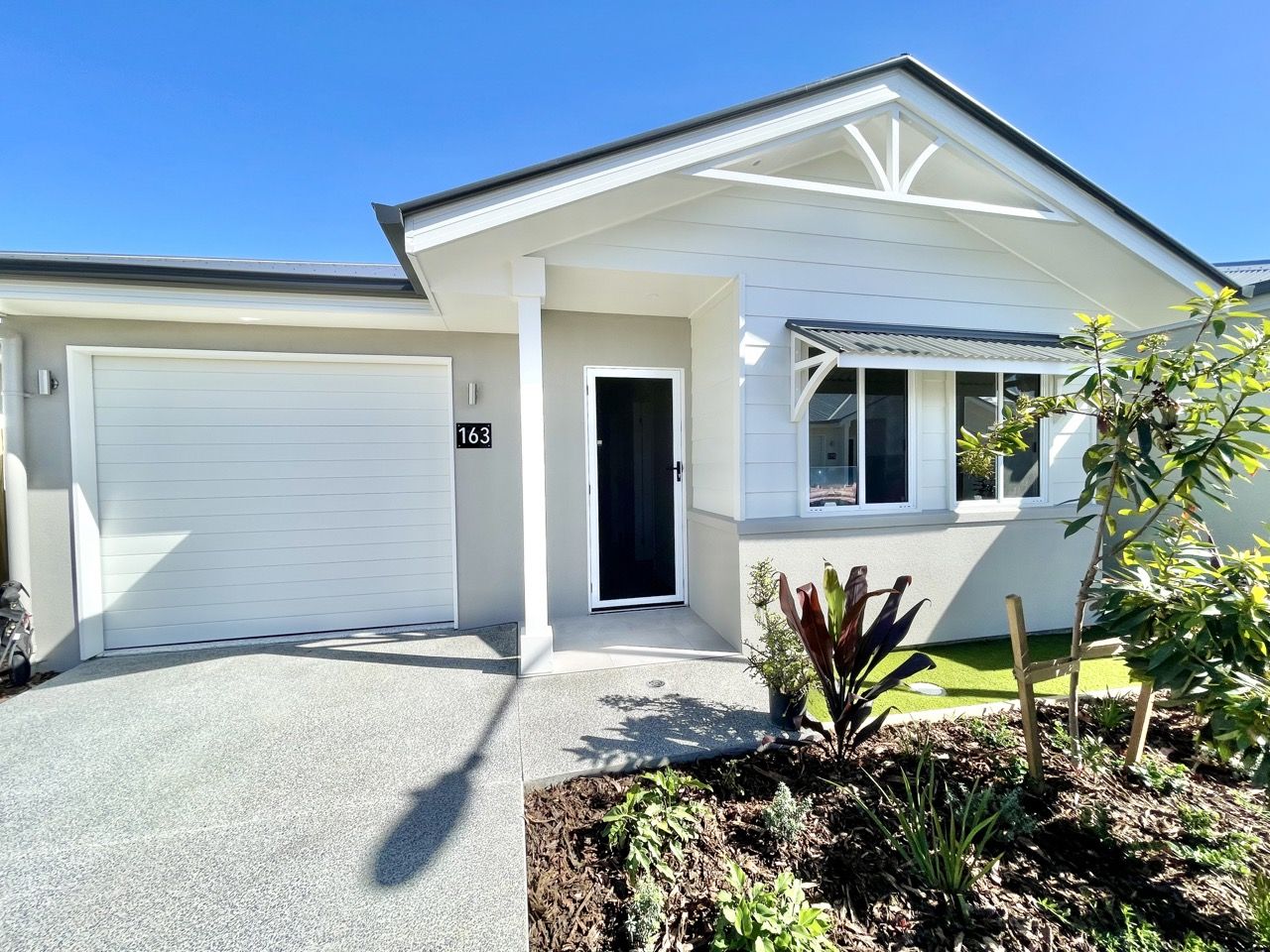 163/2-20 Island View Drive, Urangan QLD 4655, Image 0