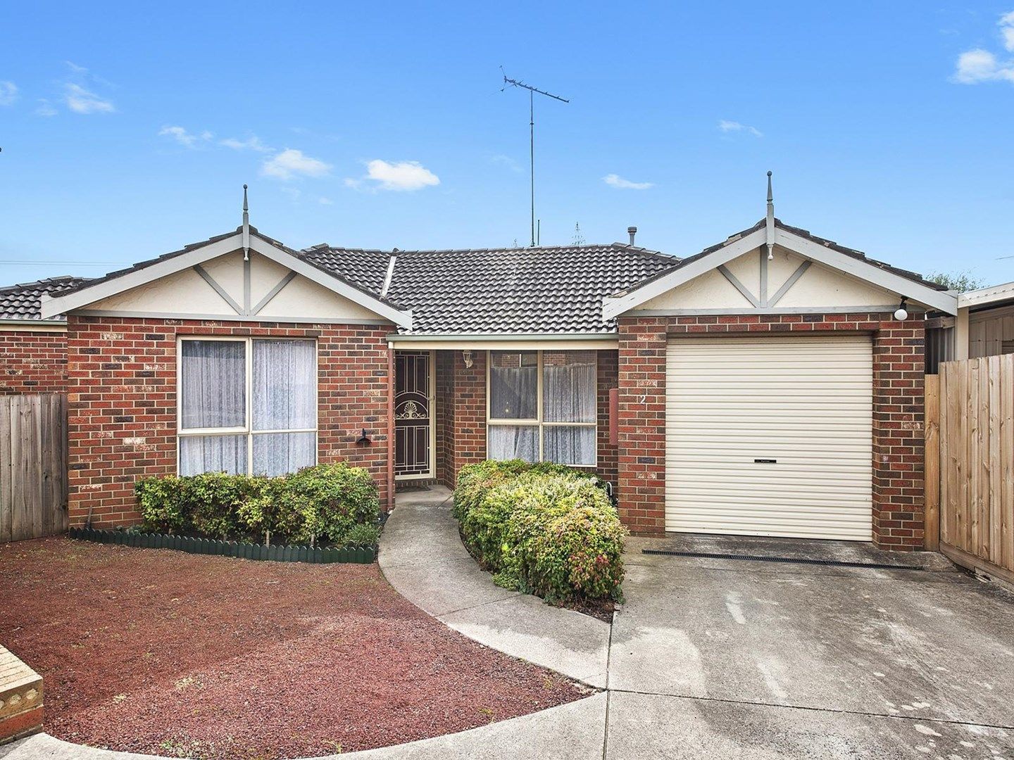 2/3 Carbery Court, Grovedale VIC 3216, Image 0
