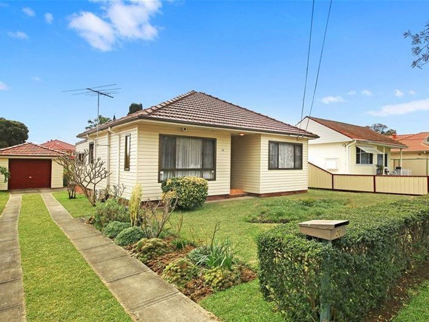 3 bedrooms House in 20 Chifley Avenue SEFTON NSW, 2162