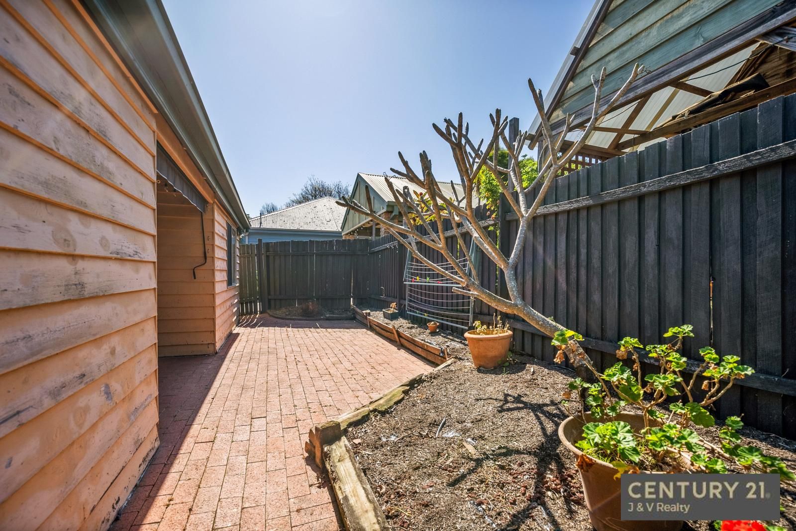 17 Rosamond Street, Hornsby NSW 2077, Image 2