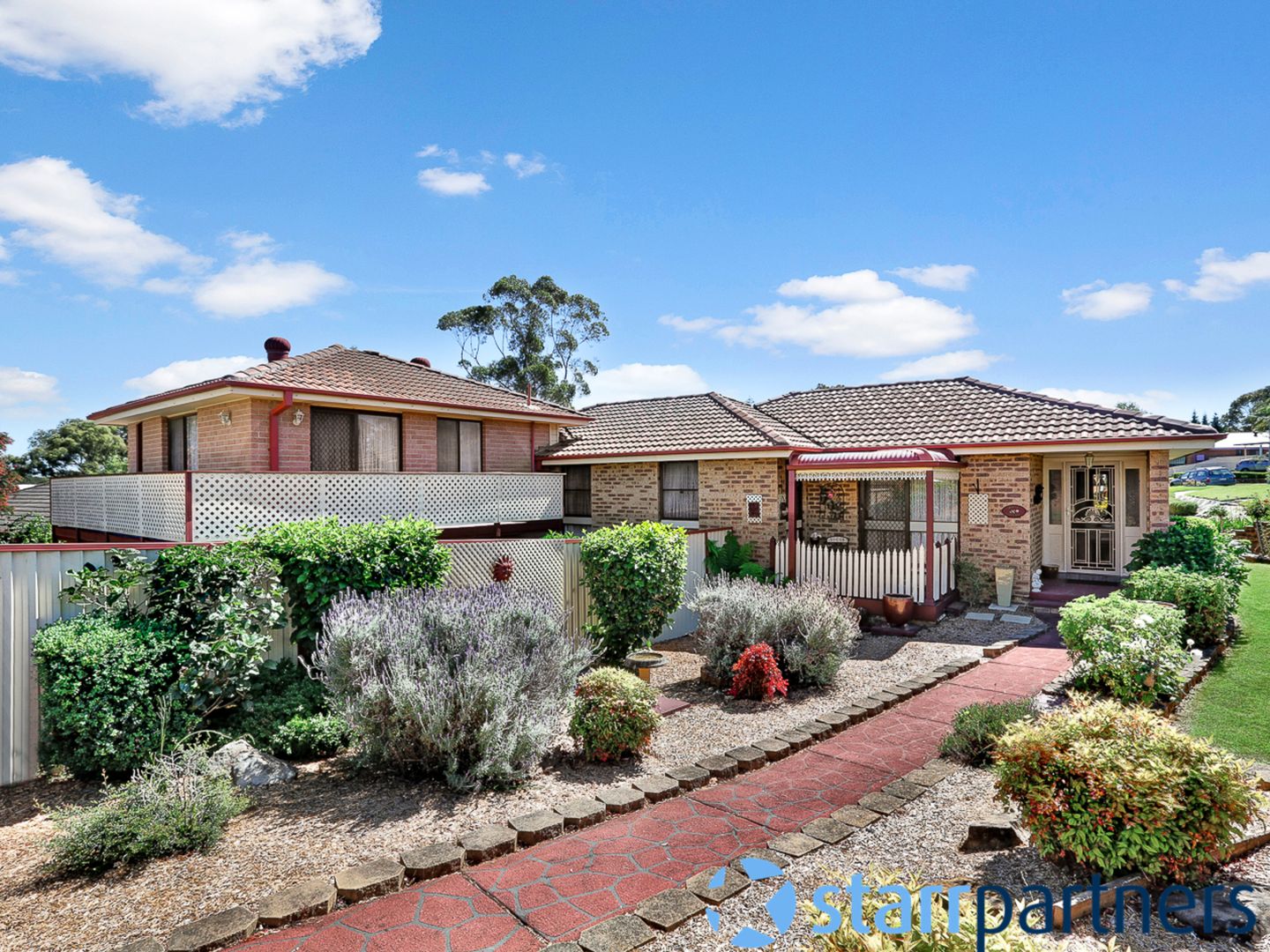 22 Maroubra Crescent, Woodbine Property History & Address Research