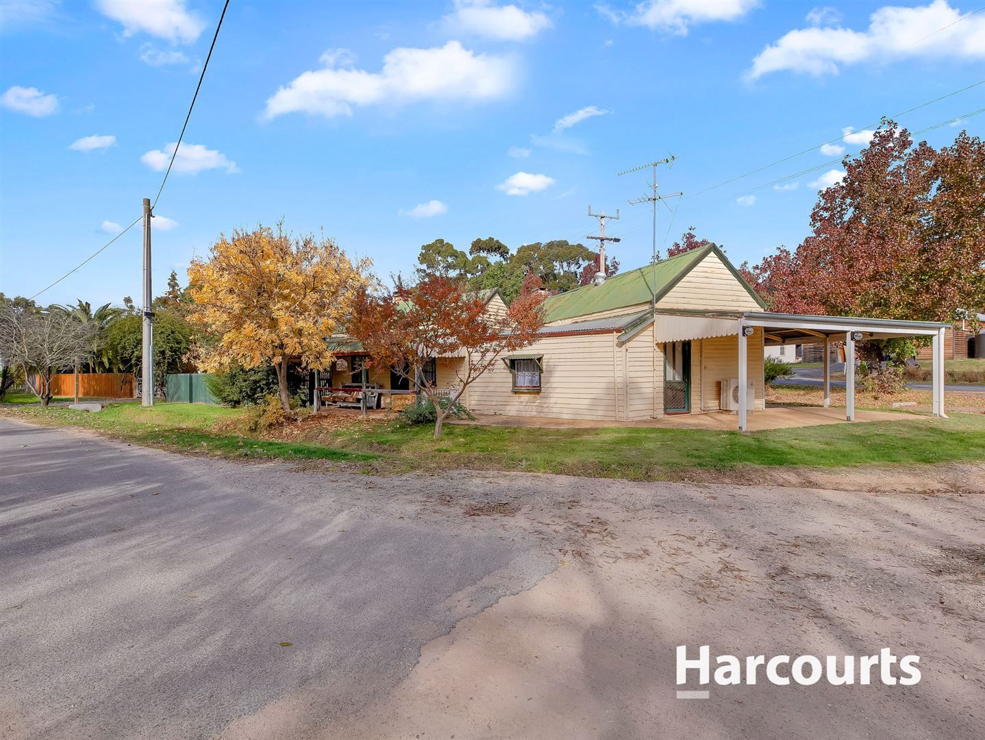 99 Main Street Eldorado VIC 3746 Domain
