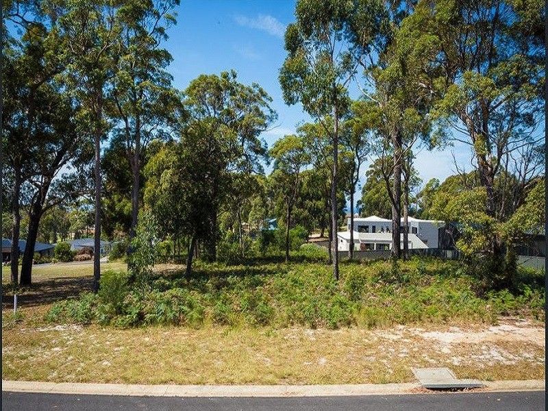 4 Wallaby Way, Tura Beach NSW 2548, Image 1