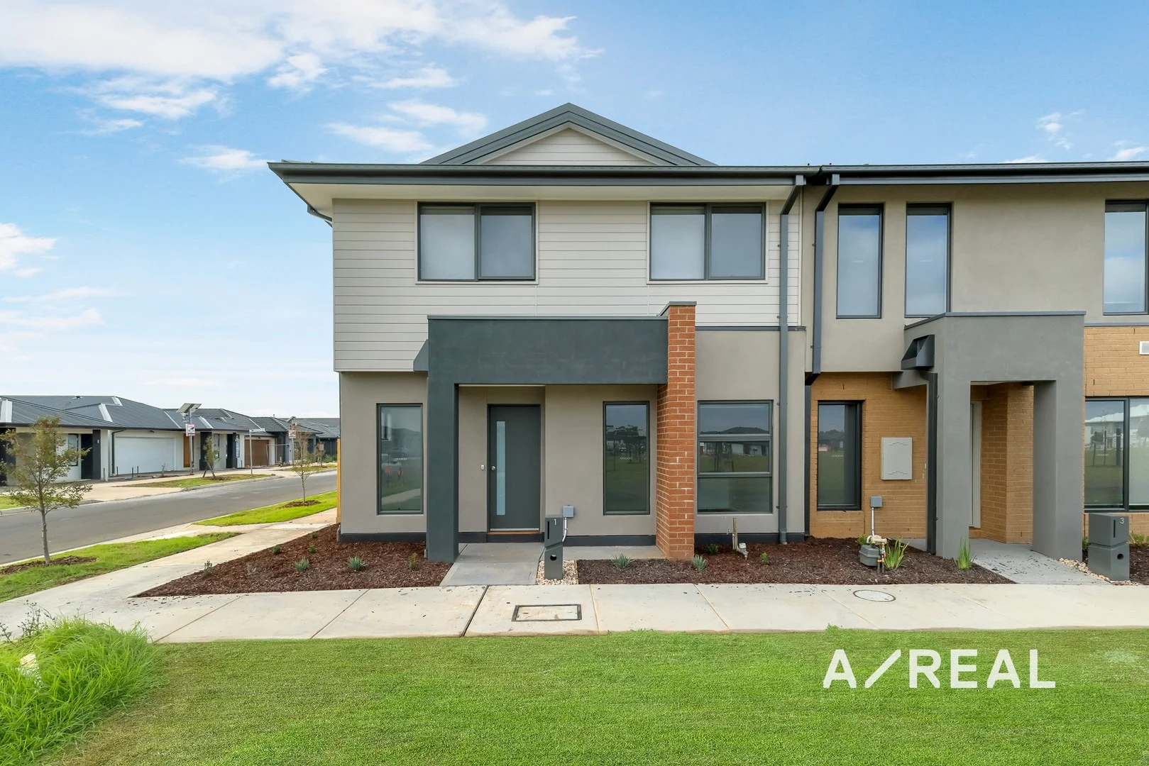 1 Nishi Walk, Deanside VIC 3336