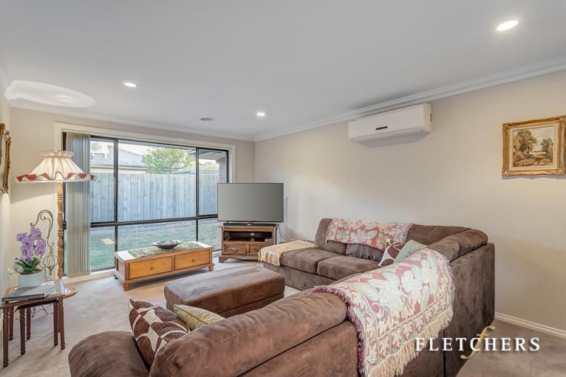 2/2 Waratah Avenue, Bayswater North VIC 3153, Image 2