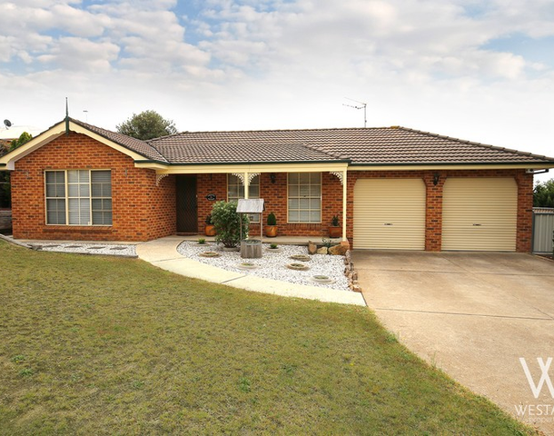 27 Rose Street, South Bathurst NSW 2795