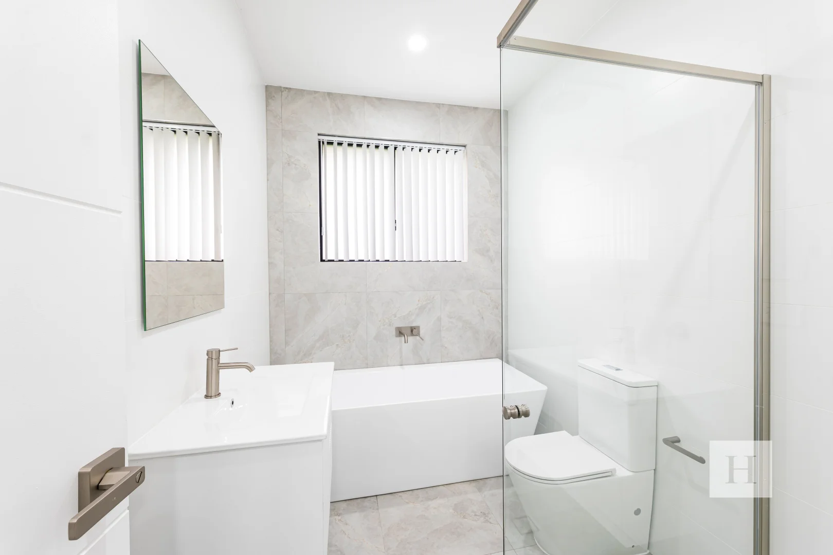 Additional image 11 of 12b Colonial St, Wadalba NSW 2259