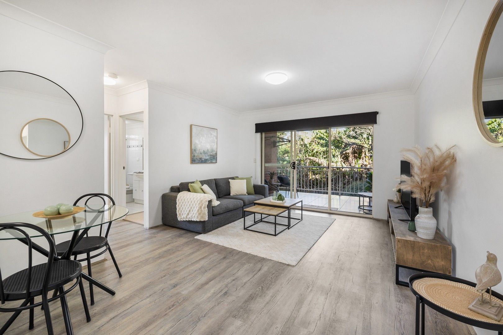 2 bedrooms Apartment / Unit / Flat in 6/5-7 Gulliver Street BROOKVALE NSW, 2100