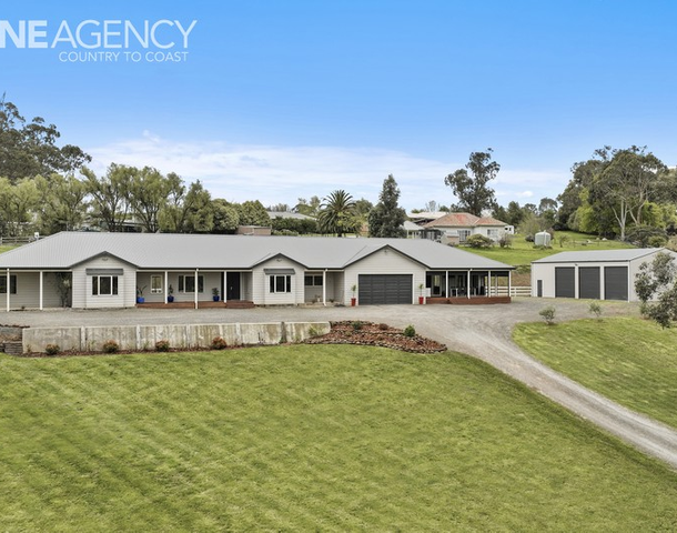 92 Shillinglaw Road, Drouin VIC 3818